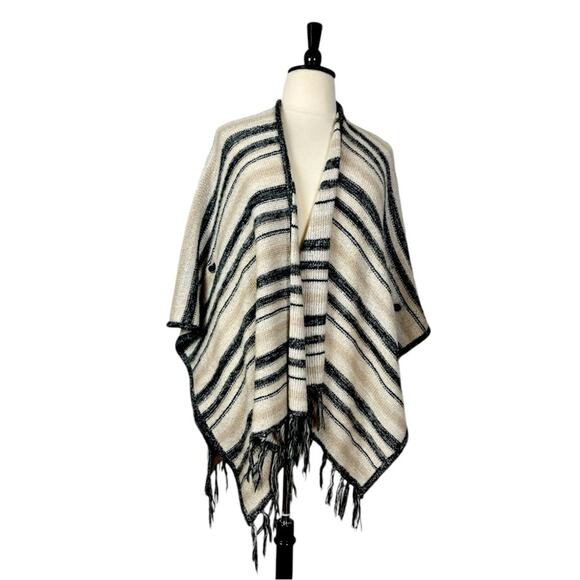 Kensie Sweater Cardigan Knit Poncho Fringe Hem Cream Gray Stripe Womens One Size - Picture 1 of 12